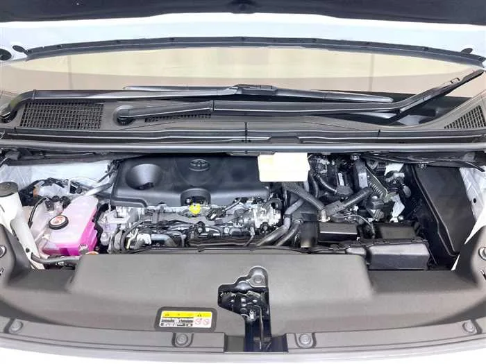 Toyota Alphard Hybrid 2025 — миниатюра 2