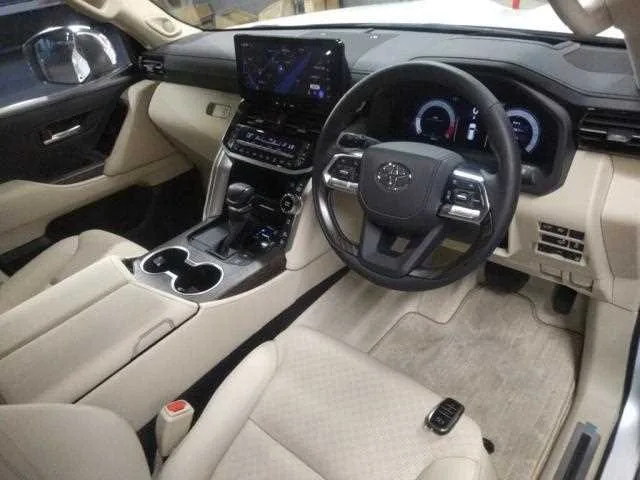 Toyota Land Cruiser 2025 — миниатюра 3