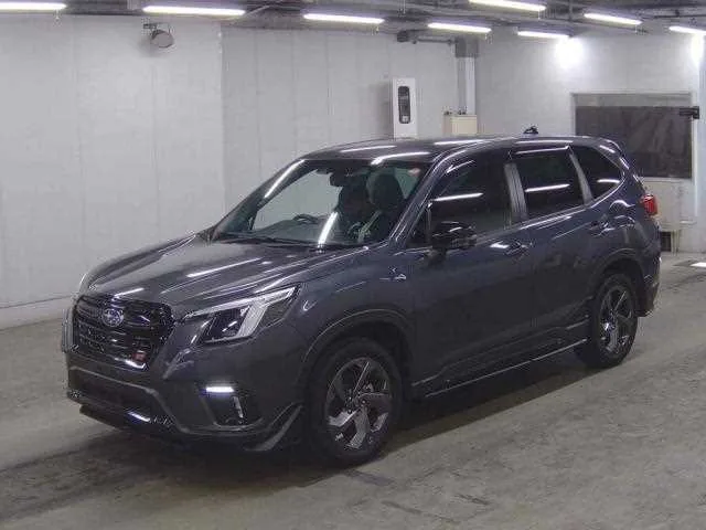 Subaru Forester 2023 — фото 1, купить с доставкой в Москву