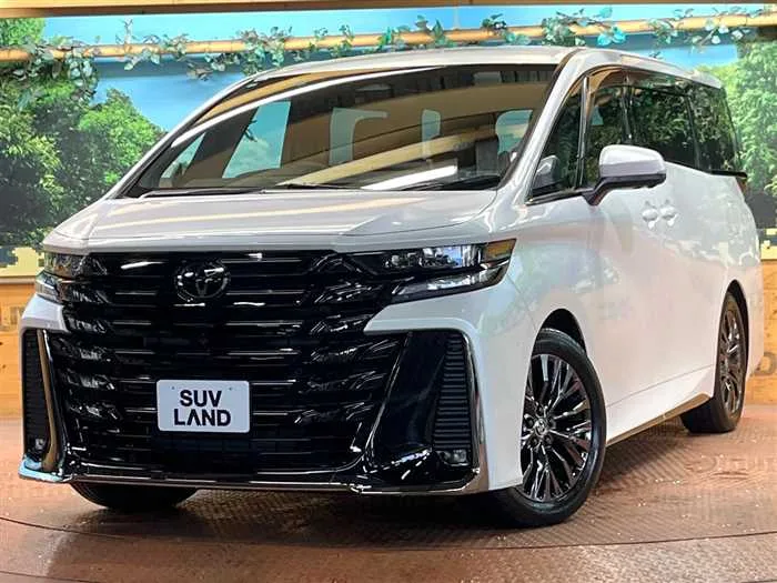 Toyota Vellfire 2026 — фото 1, купить с доставкой в Москву