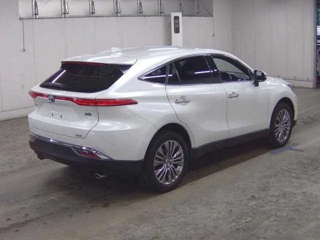 Toyota Harrier Hybrid 2023 — миниатюра 5