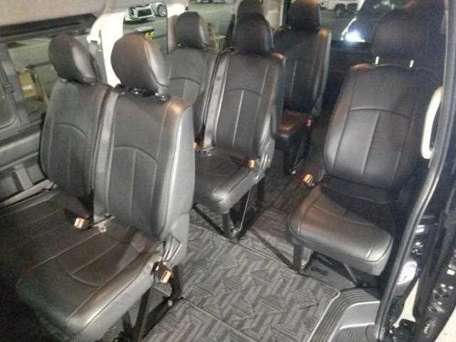 Toyota Hiace Wagon 2024 — миниатюра 4