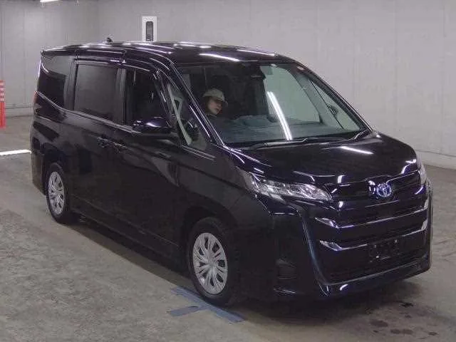 Toyota Noah 2023 — миниатюра 4