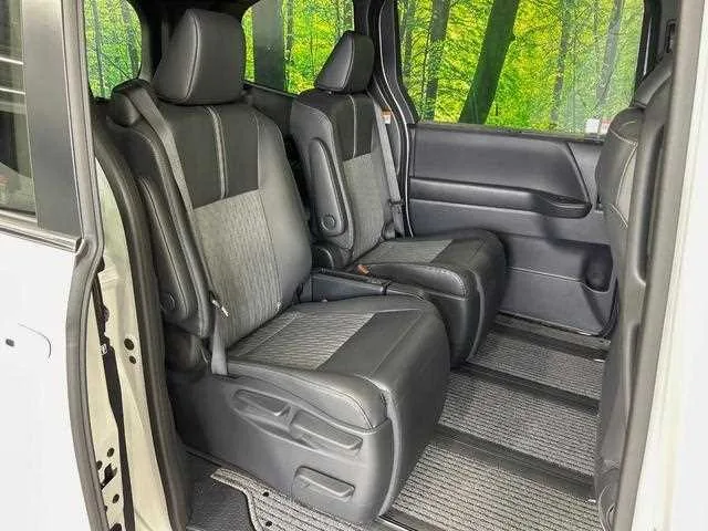Toyota Noah 2025 — миниатюра 3