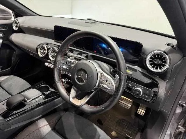 Mercedes-Benz A-Class 2023 — миниатюра 4