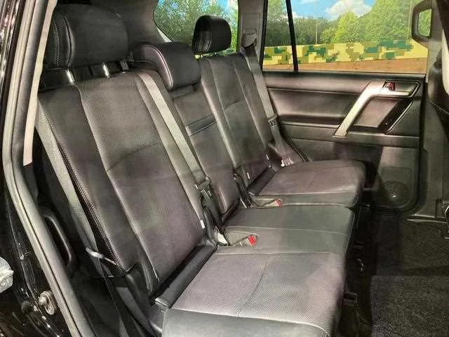 Toyota Land Cruiser Prado 2022 — миниатюра 3