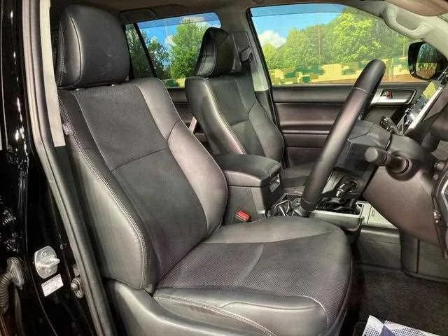 Toyota Land Cruiser Prado 2022 — миниатюра 5
