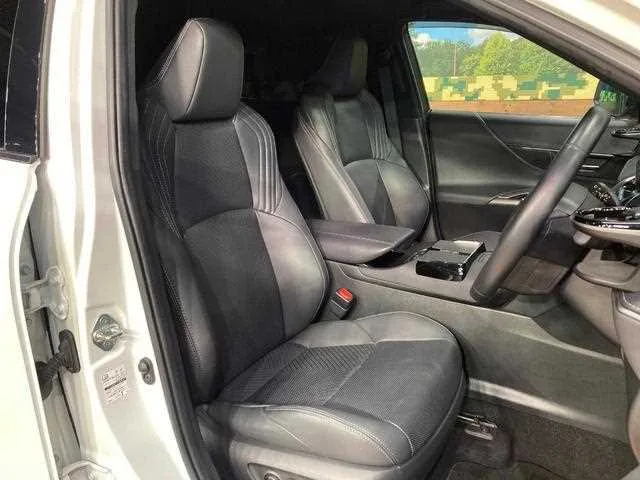 Toyota Harrier Hybrid 2024 — миниатюра 3