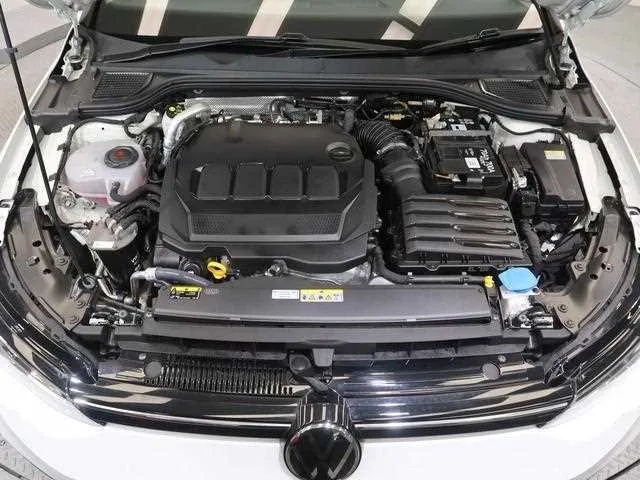 Volkswagen Golf Variant 2024 — миниатюра 5