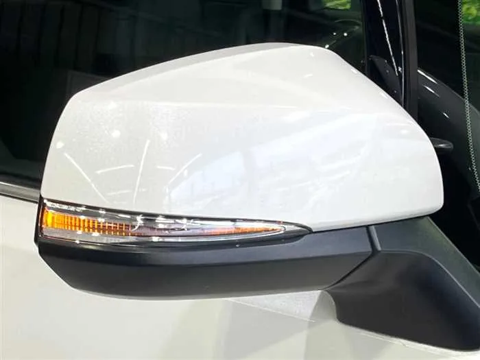 Toyota Alphard 2022 — миниатюра 5