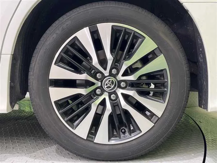 Toyota Alphard 2023 — миниатюра 5