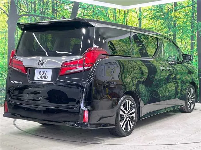 Toyota Alphard 2023 — миниатюра 2