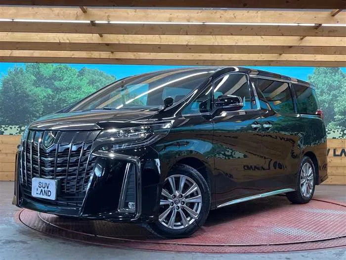 Toyota Alphard 2023 — фото 1, купить с доставкой в Москву