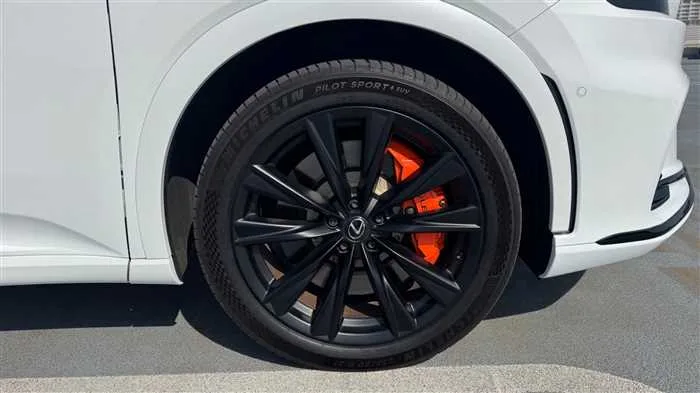 Lexus RX 500h F 2023 — миниатюра 3