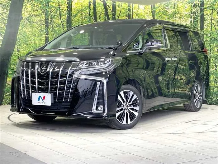 Toyota Alphard 2023 — фото 1, купить с доставкой в Москву