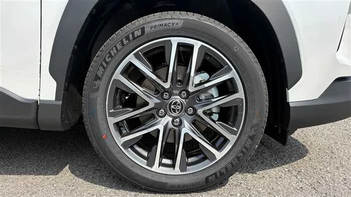 Toyota CorollaCross Z 2026 — миниатюра 5