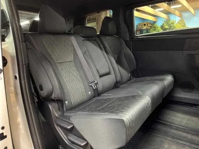 Toyota Alphard Hybrid 2025 — миниатюра 3