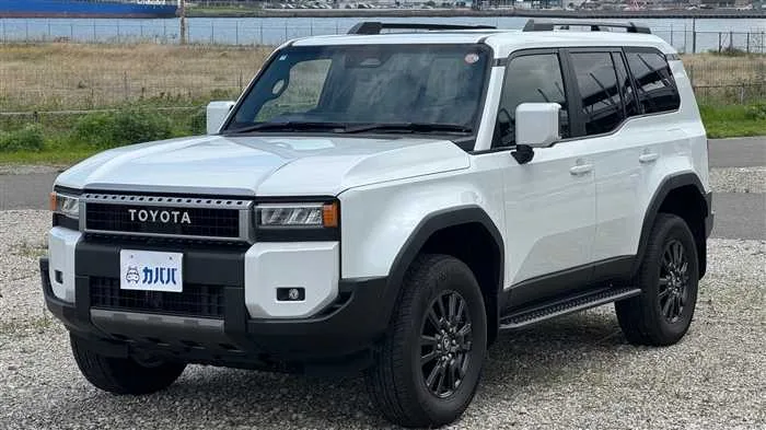 Toyota Land Cruiser 2.7 VX 2025 — фото 1, купить с доставкой в Москву