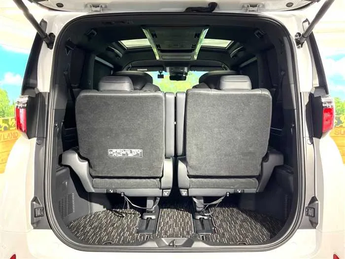 Toyota Alphard 2024 — миниатюра 3