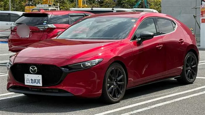 Mazda Mazda3 15S 2025 — фото 1, купить с доставкой в Москву