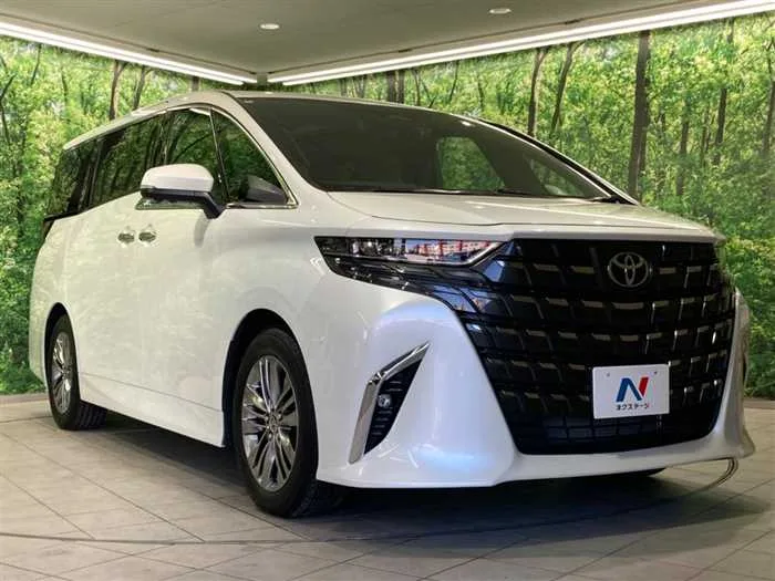 Toyota Alphard 2024 — миниатюра 3
