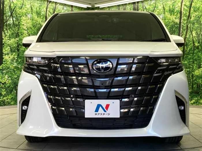 Toyota Alphard 2024 — миниатюра 5
