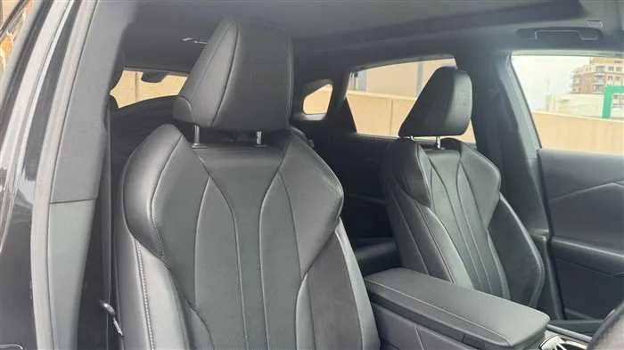 Lexus RX 500h F 2023 — миниатюра 2