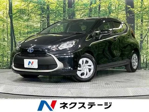 Toyota AQUA 2024 buy in Moscow