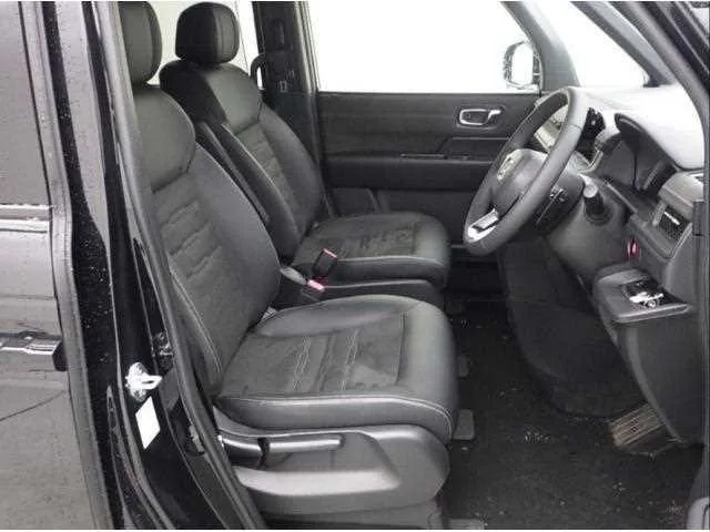 Honda Step WGN 2024 — миниатюра 2