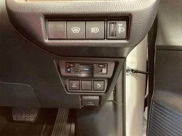 Toyota Prius 2024 — миниатюра 5