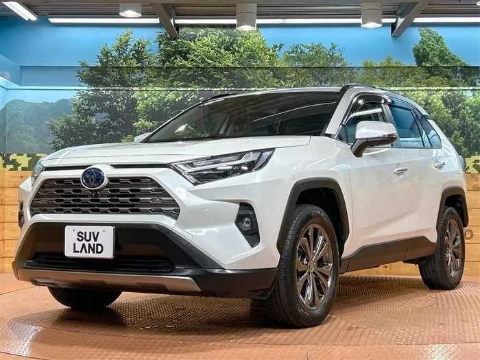 Toyota RAV4 2023 — миниатюра 3
