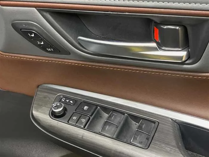 Toyota Harrier Hybrid 2023 — миниатюра 3