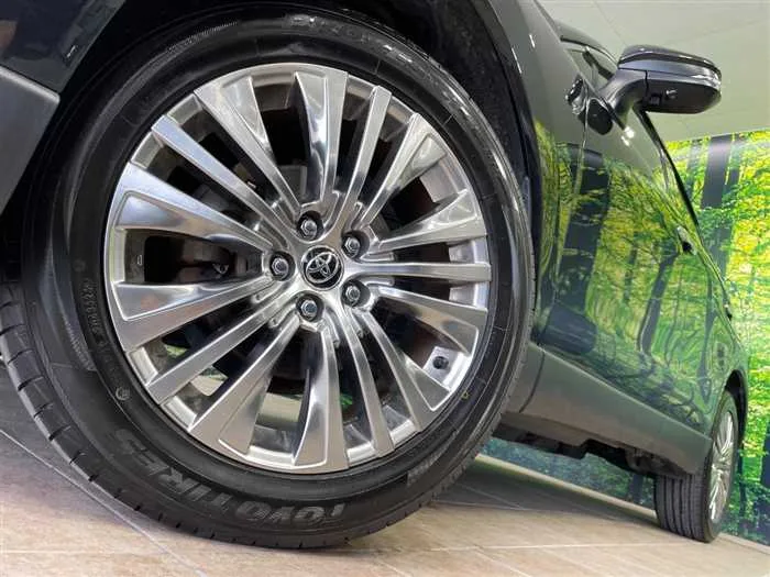 Toyota Harrier Hybrid 2023 — миниатюра 5