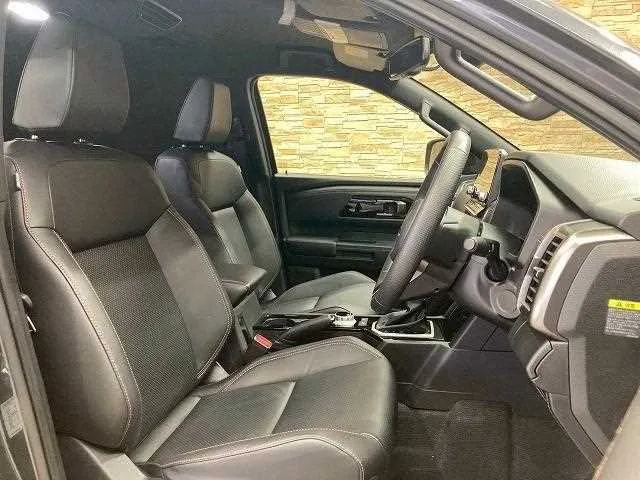 Mitsubishi Triton GSR 2024 — миниатюра 2