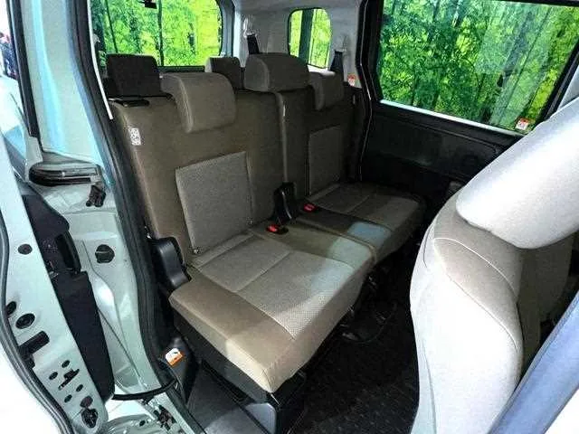 Toyota Sienta 2023 — миниатюра 3