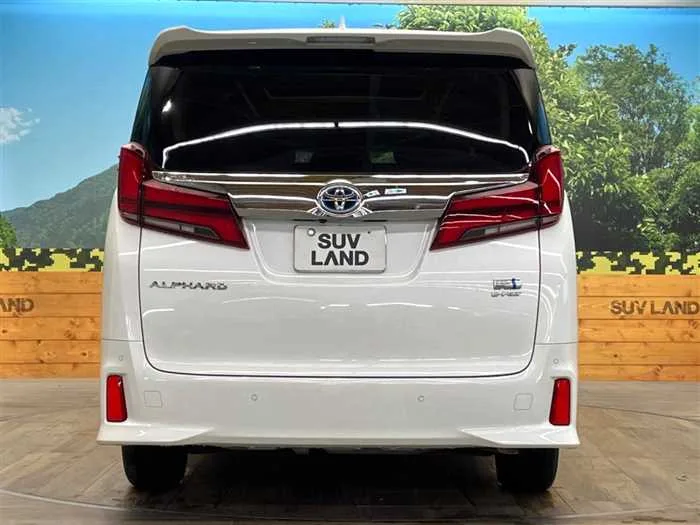 Toyota Alphard Hybrid 2022 — миниатюра 2