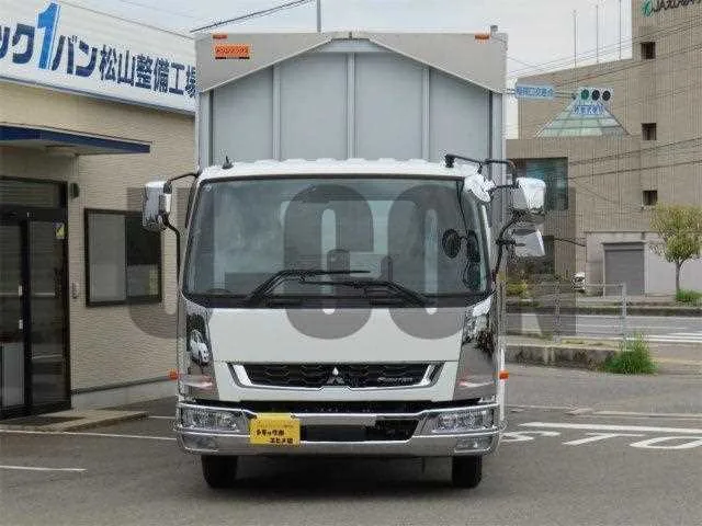 Mitsubishi Fuso Fighter 2025 — миниатюра 2