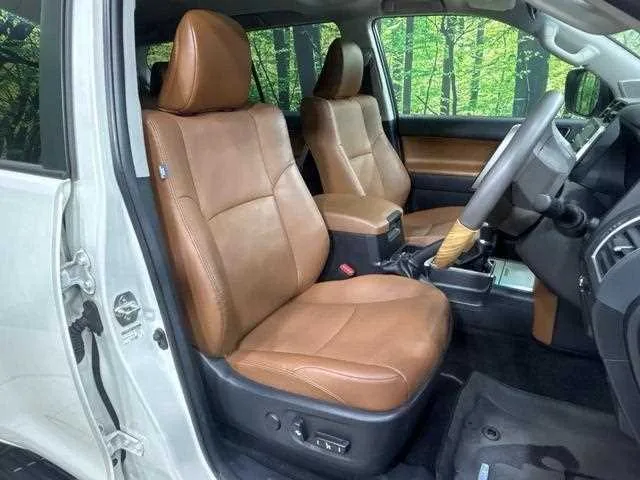 Toyota Land Cruiser Prado 2022 — миниатюра 5