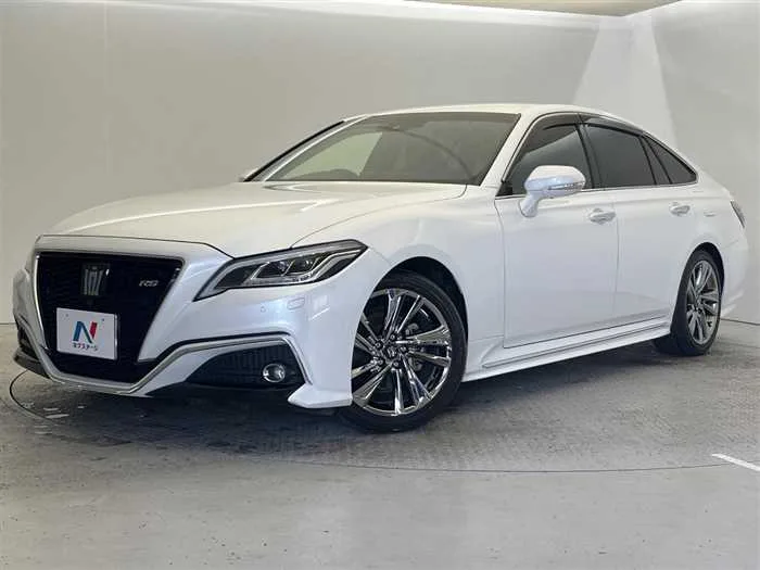 Toyota Crown Hybrid 2022 — фото 1, купить с доставкой в Москву