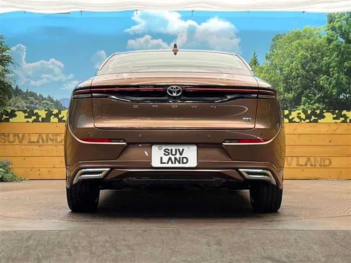 Toyota Crown 2023 — миниатюра 5