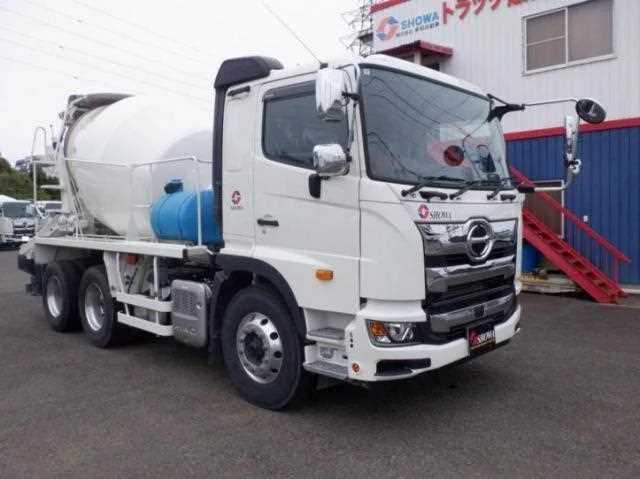 Hino Profia 2024 — фото 1, купить с доставкой в Москву