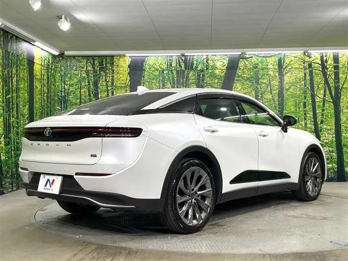 Toyota Crown 2023 — миниатюра 3