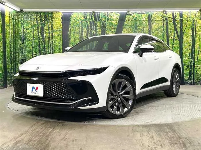 Toyota Crown 2023 — фото 1, купить с доставкой в Москву