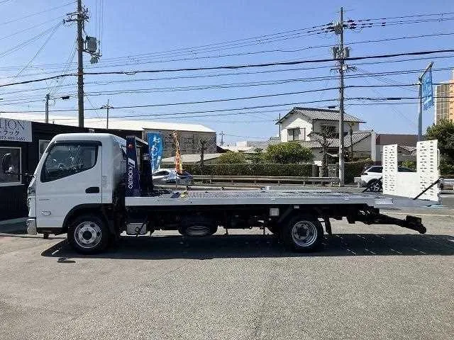 Mitsubishi Fuso Canter 2023 — миниатюра 4