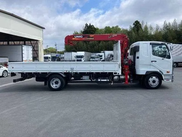 Mitsubishi Fuso Fighter 2025 — миниатюра 5