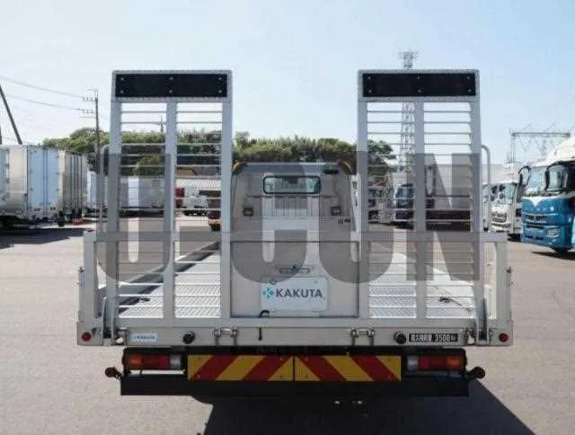 Mitsubishi Fuso Canter 2024 — миниатюра 4