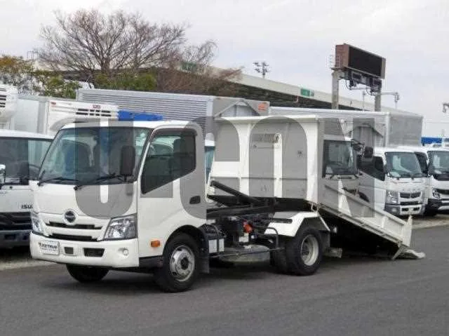 Hino Dutro 2022 — фото 1, купить с доставкой в Москву