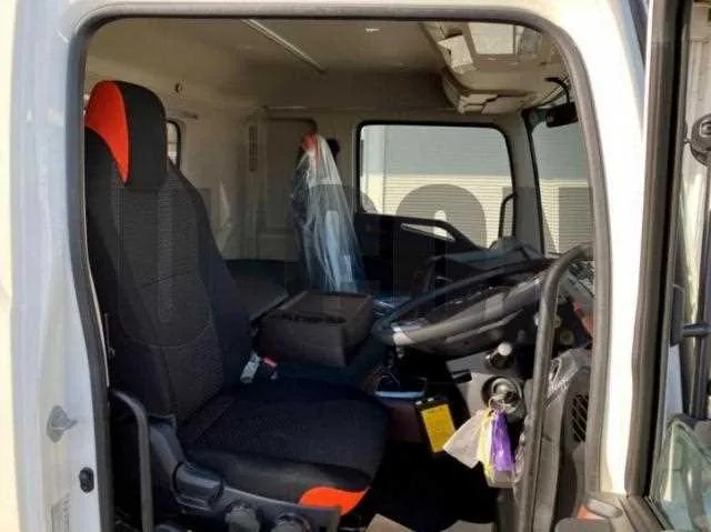 Hino Profia 2025 — миниатюра 2