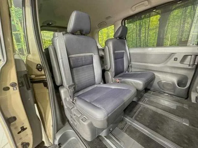 Nissan Serena 2023 — миниатюра 3