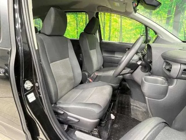 Toyota Sienta 2023 — миниатюра 5